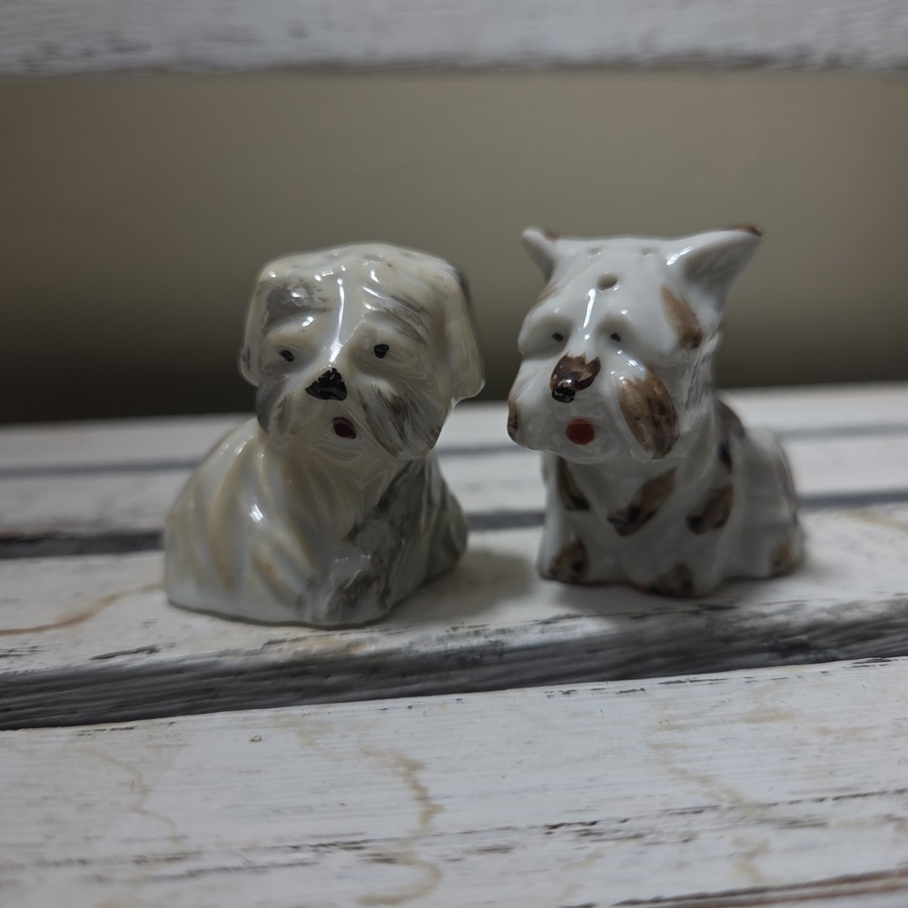 Vintage Dogs Terrier Westie Fluffy Maltese Puppies Salt and Pepper Shakers